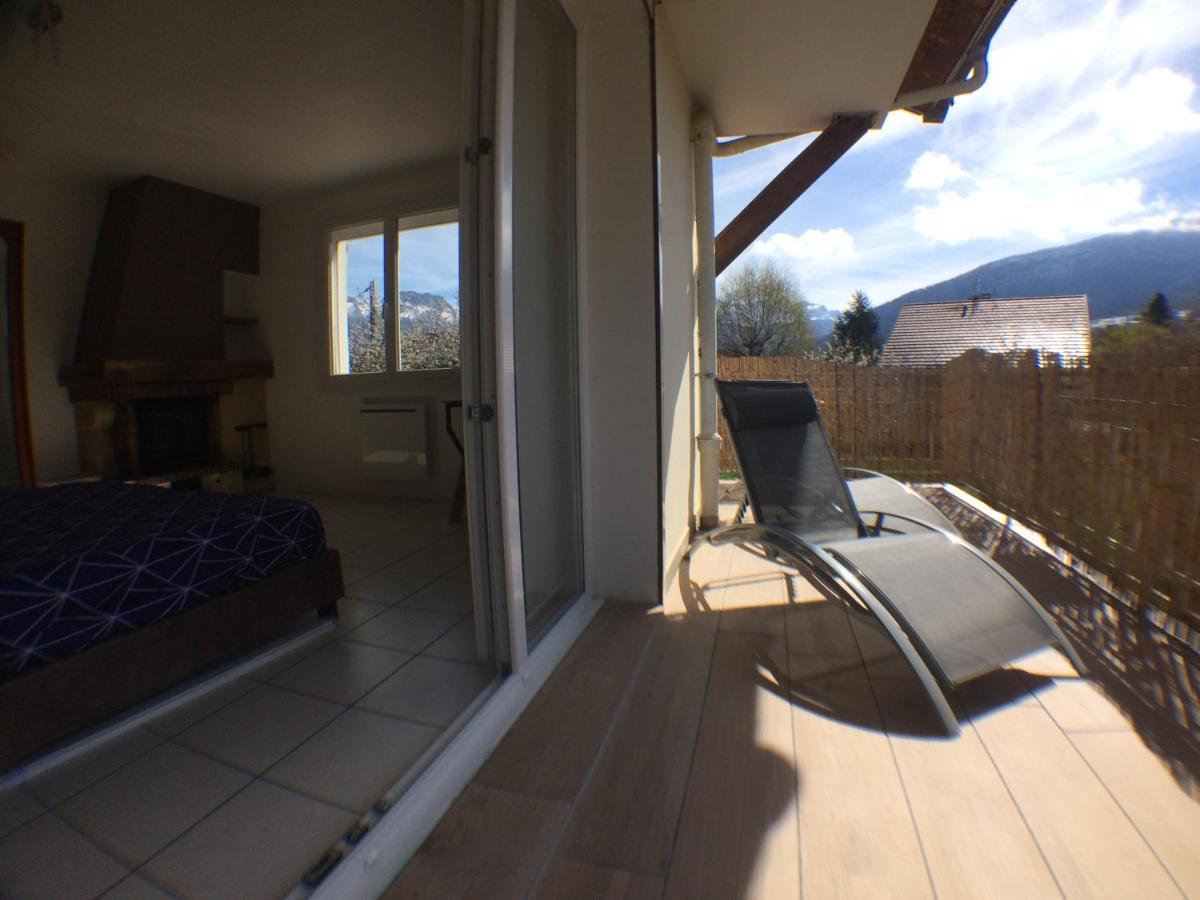 Lac et Montagne: Spacious Apartment with Terrace near St Jorioz Saint-Jorioz Exterior photo